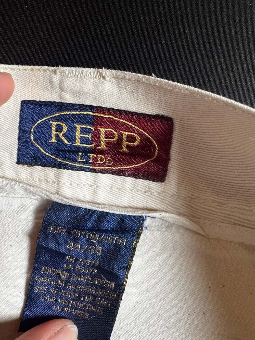 Vintage White Cotton Pleated Trousers 40x31 - Picture 7 of 8